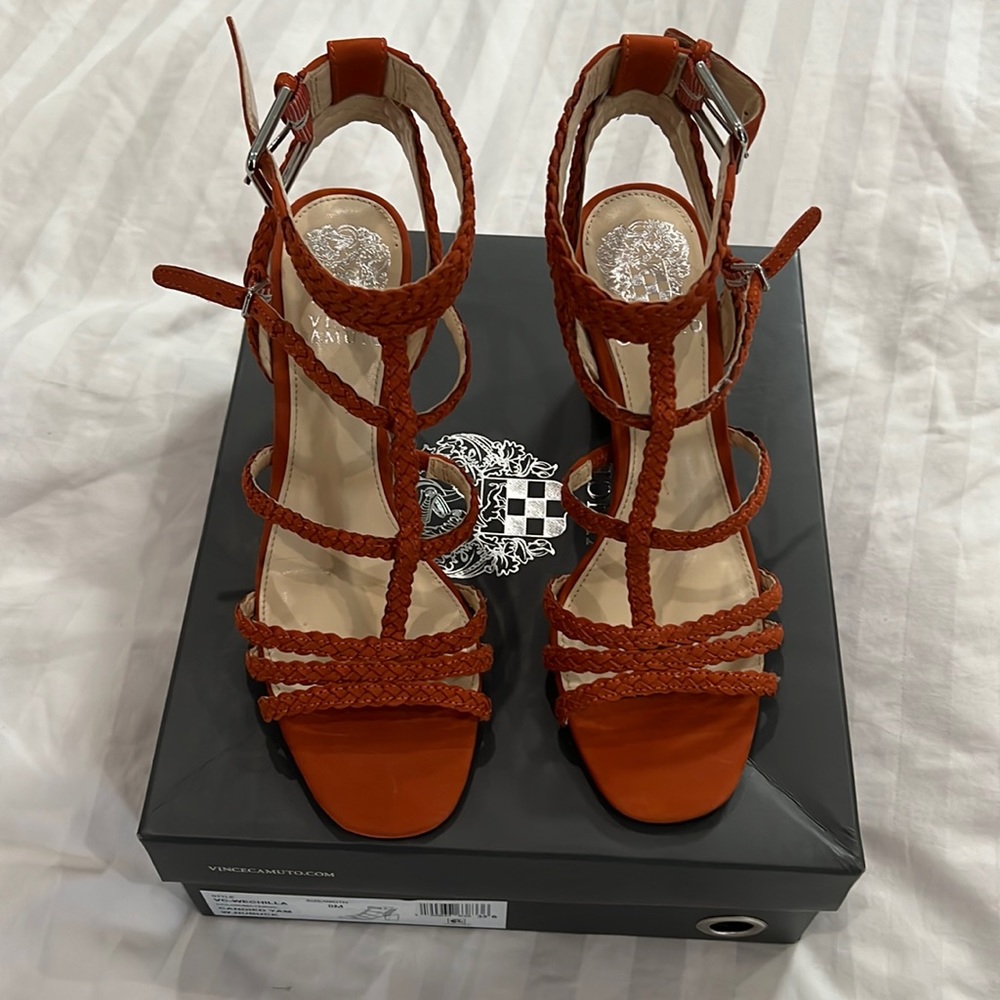 Vince Camuto